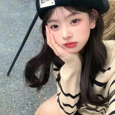 校草是女生